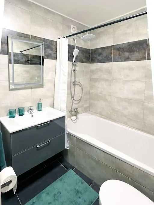 Comfy Stay In Modern 2-Bdr Apartment Near Downtown Esch-sur-Alzette